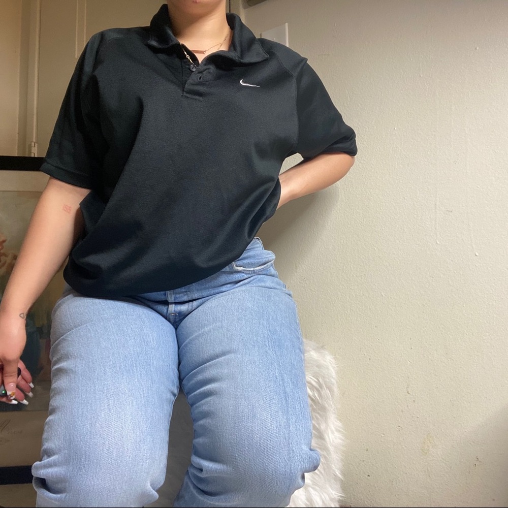 Nike top